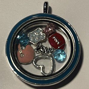 North Carolina Tar Heels NCAA Memory Charm Locket w/ 22 IN chain NEW